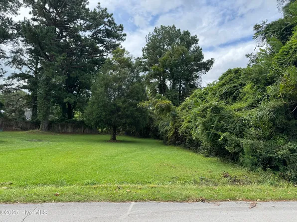 1909 Aycock Avenue, New Bern, NC 28562