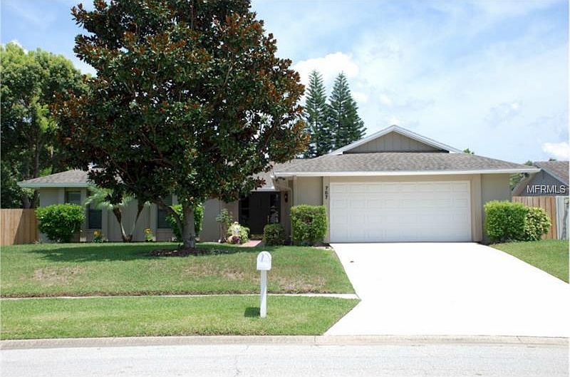 1st image of 767 Mendoza Dr