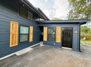 2204 W San Antonio St #6, New Braunfels, TX 78130