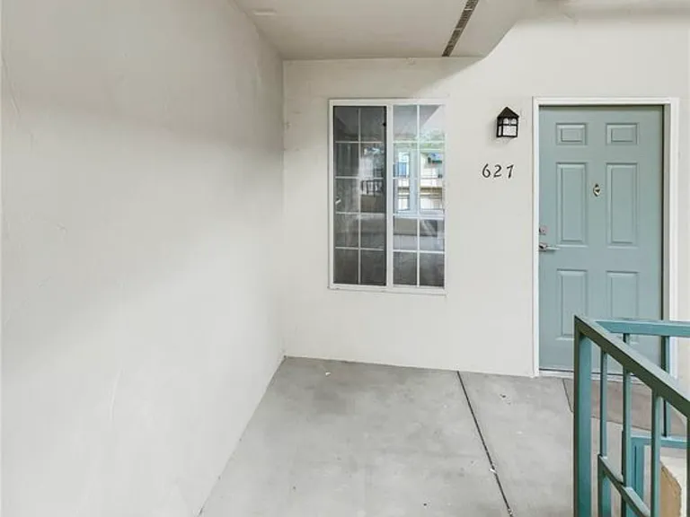 8651 E Dry Creek Rd #627 — Photo 2