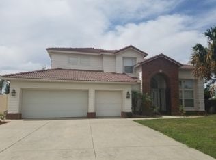 466 Avalon Dr, Lemoore, CA 93245