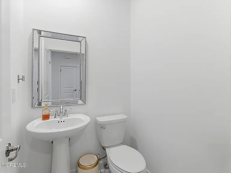 1402 Journey Ave — Photo 18