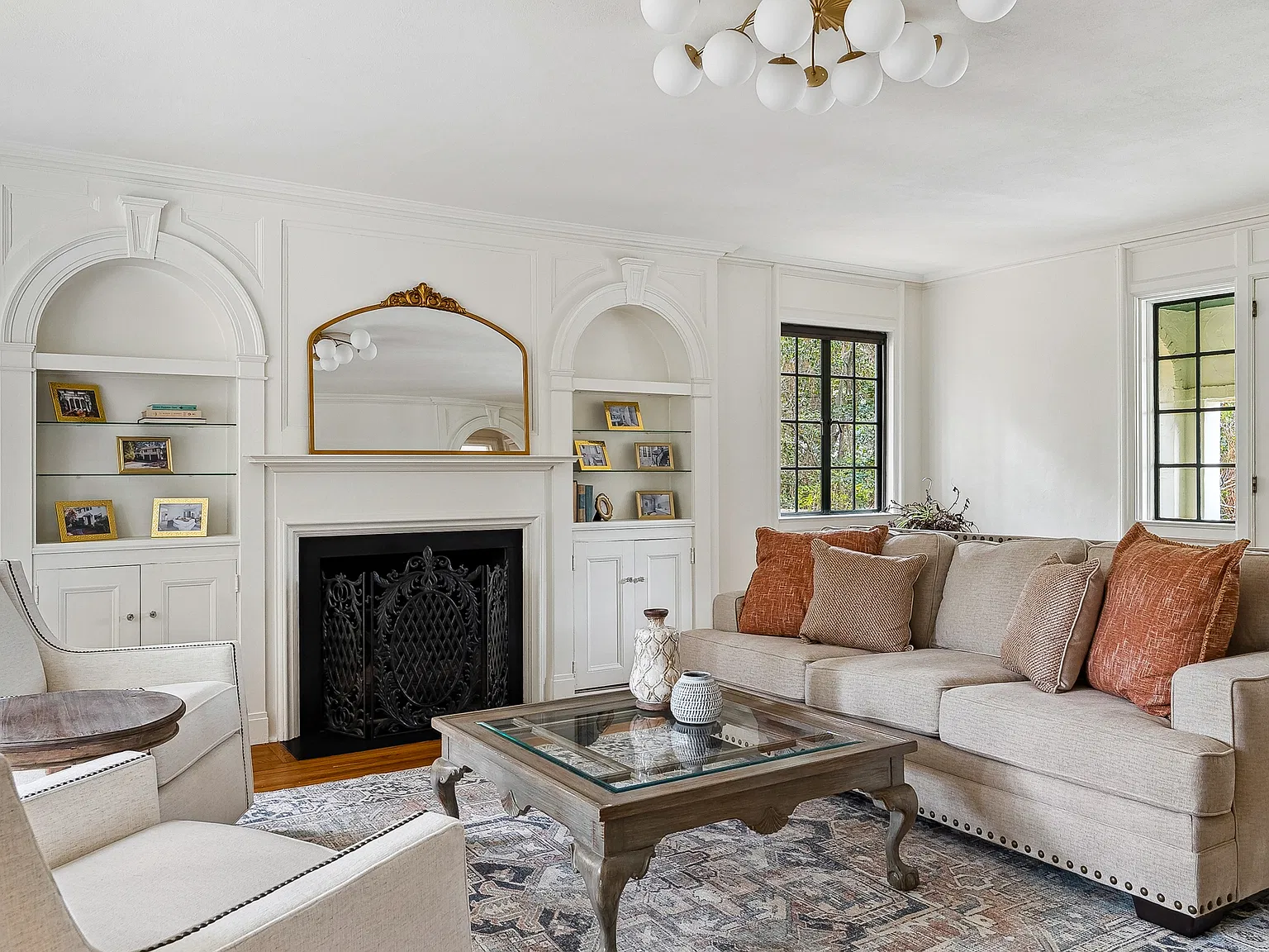 5 bed, 2740 sqft, $4,500 — Photo 4
