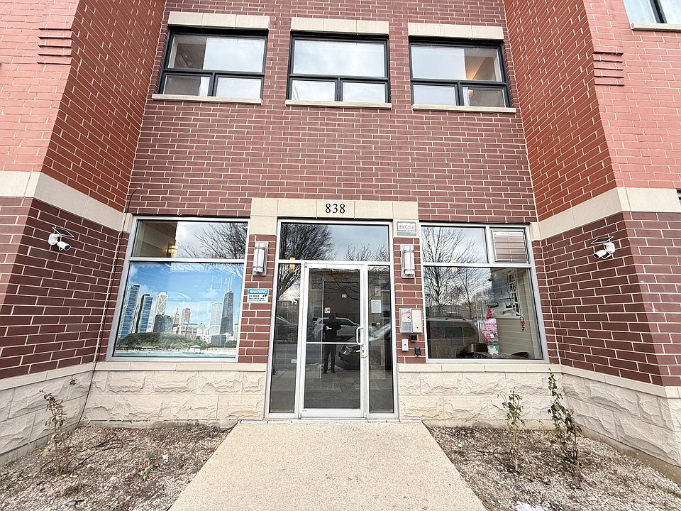 1st image of 838 W 31st St #4C