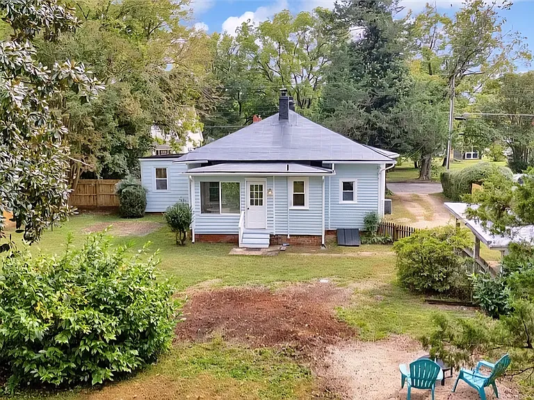 510 Highland Ave — Photo 3