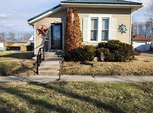 710 S Center St, Flora, IN 46929