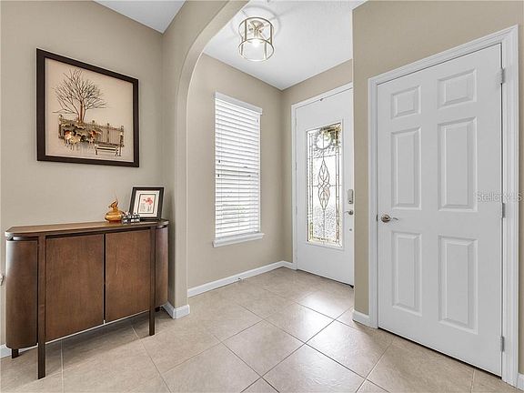 5th image of 1617 Lambrook Dr