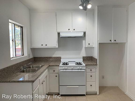 4th image of 415 N Avenue 50 #7241910