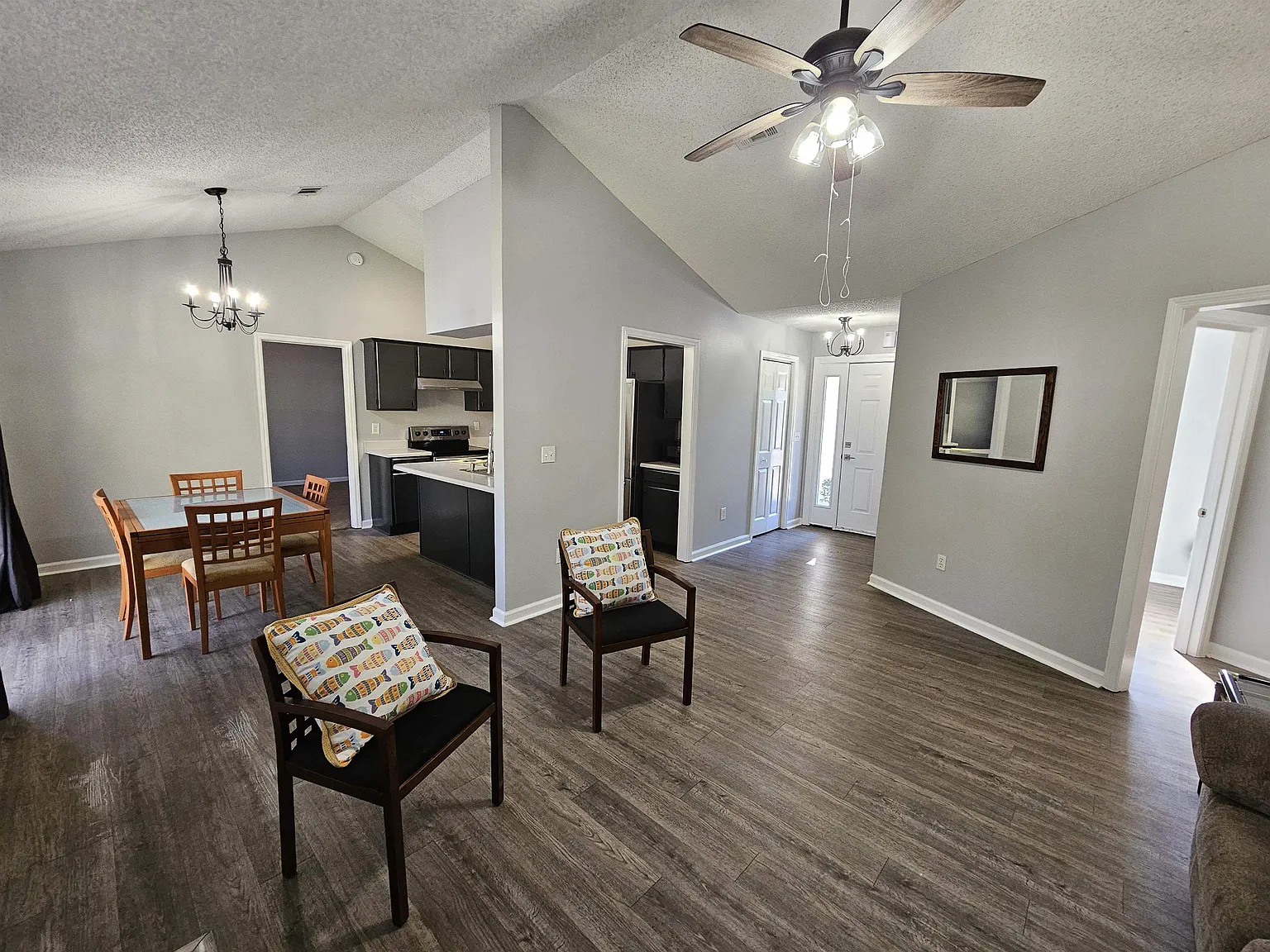 3 bed, 1194 sqft, $750 — Photo 3