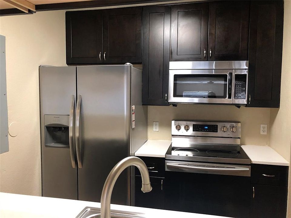 1st image of 515 Southwest Pkwy APT 202