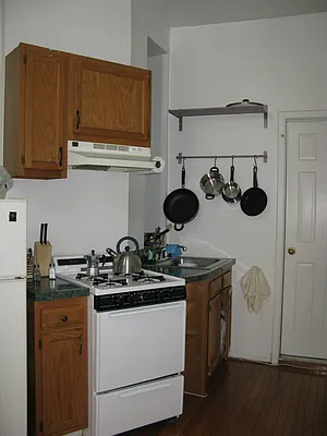 Rented by Maximus Realty Group | media 40