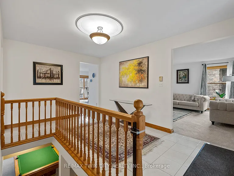 36 Maple Hill Dr — Photo 6