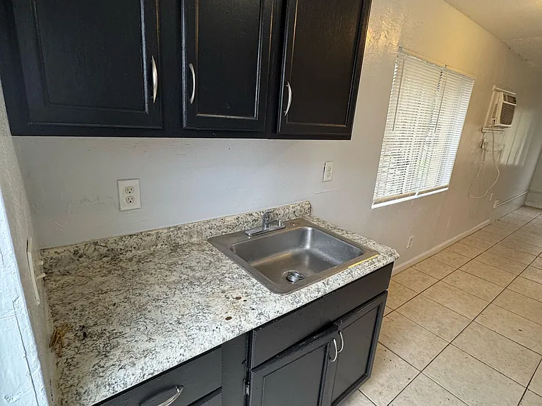 421 Jernigan Ave #0 — Photo 7