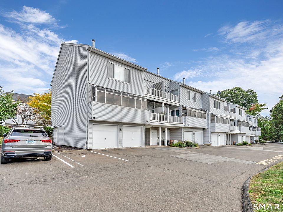 1st image of 75 Staffordshire Commons Drive #75