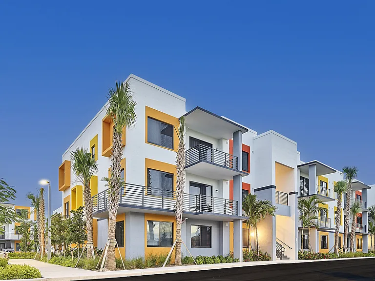 Gateway Luxury Apartments — Photo 29