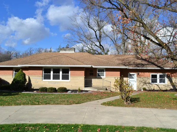 1030 W Main St, Danville, IN 46122