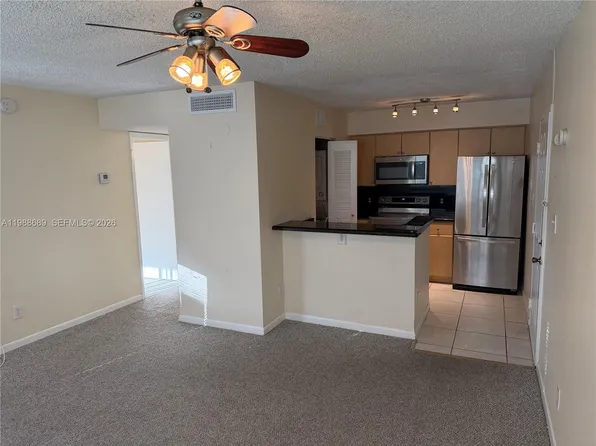(undisclosed Address), Hollywood, FL 33021