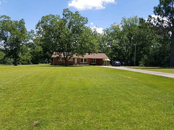 Front yard from 701 By-Pass