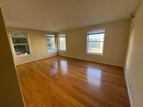 2nd image of 3060 Scott St APT 1