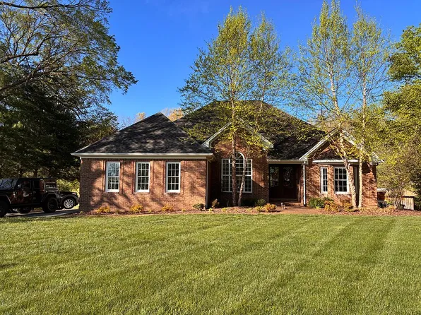 4574 Cemetery Rd, Bowling Green, KY 42103