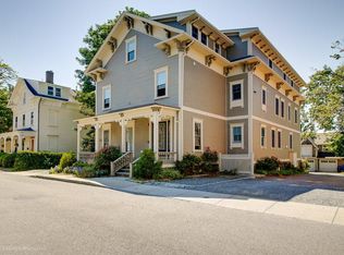 34 Mount Vernon St #3, Newport, RI 02840