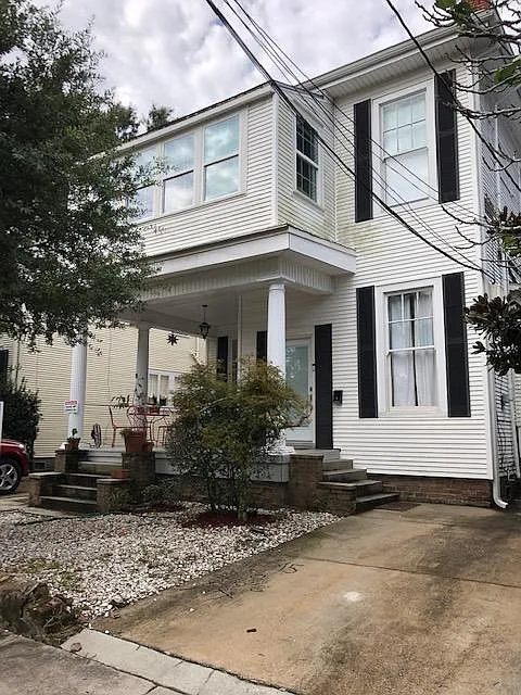 1 bed, 1100 sqft, $1,575 — Photo 2