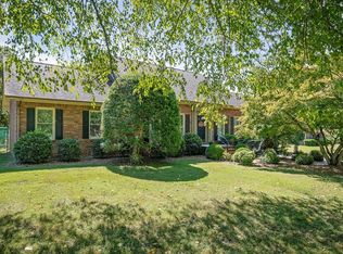 585 Jamestown Rd, Cookeville, TN 38501