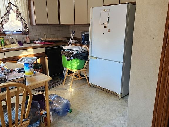 4th image of W5244 Oak Tree Ln