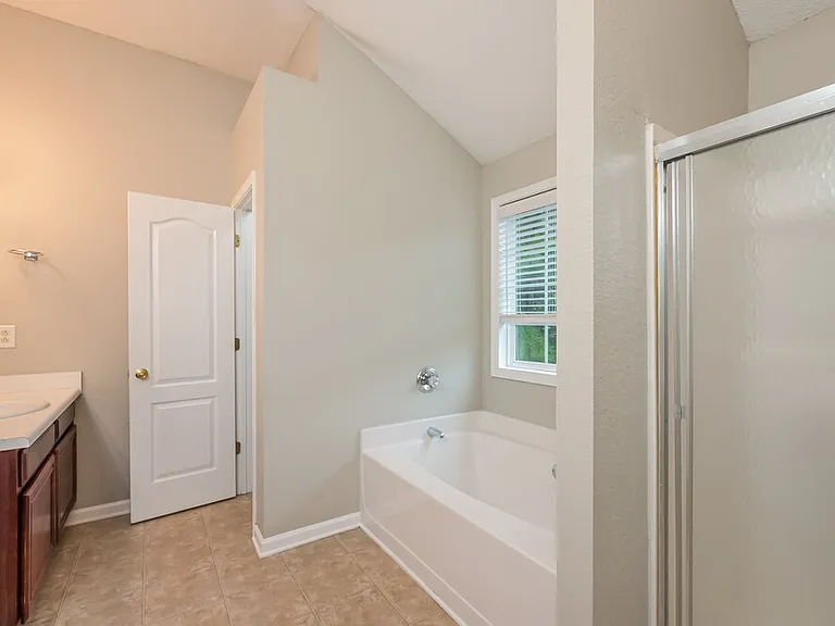 3363 Newtons Crest Cir — Photo 12