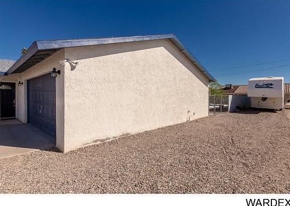 3rd image of 3600 Outpost Dr