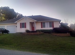 3110 Rolling Meadows, Junction City, KS 66441