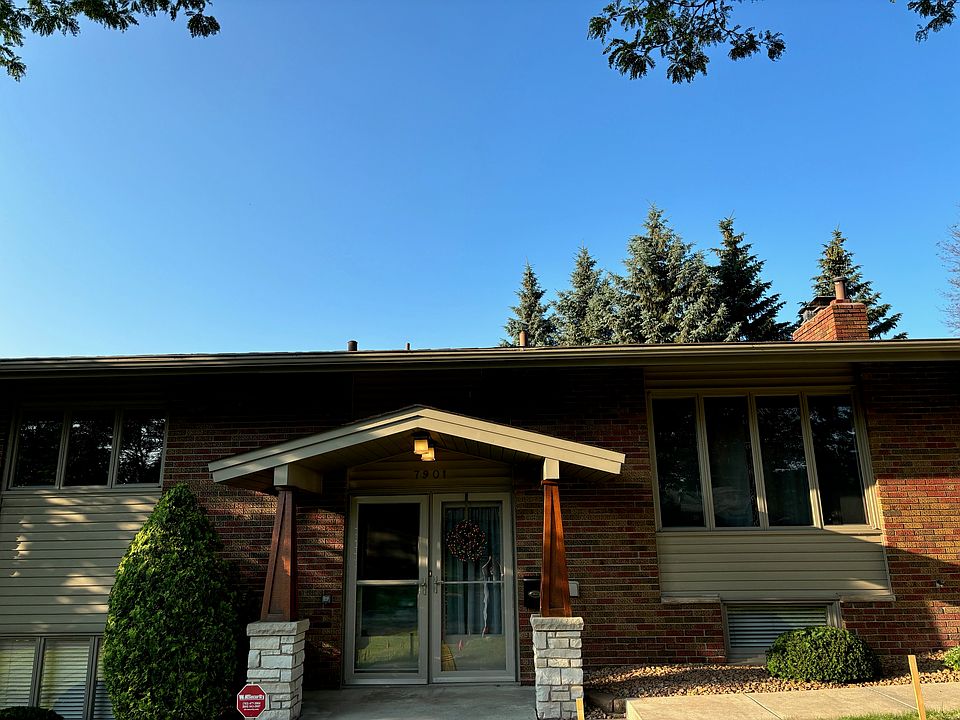1st image of 7901 28th Ave N