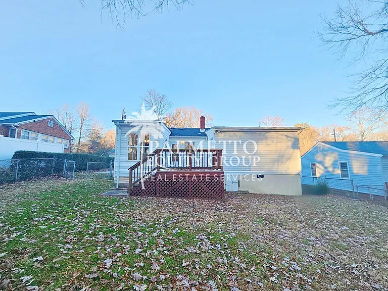 2307 Maywood St — Photo 12