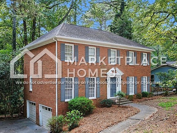 2nd image of 681 Roxboro Trce