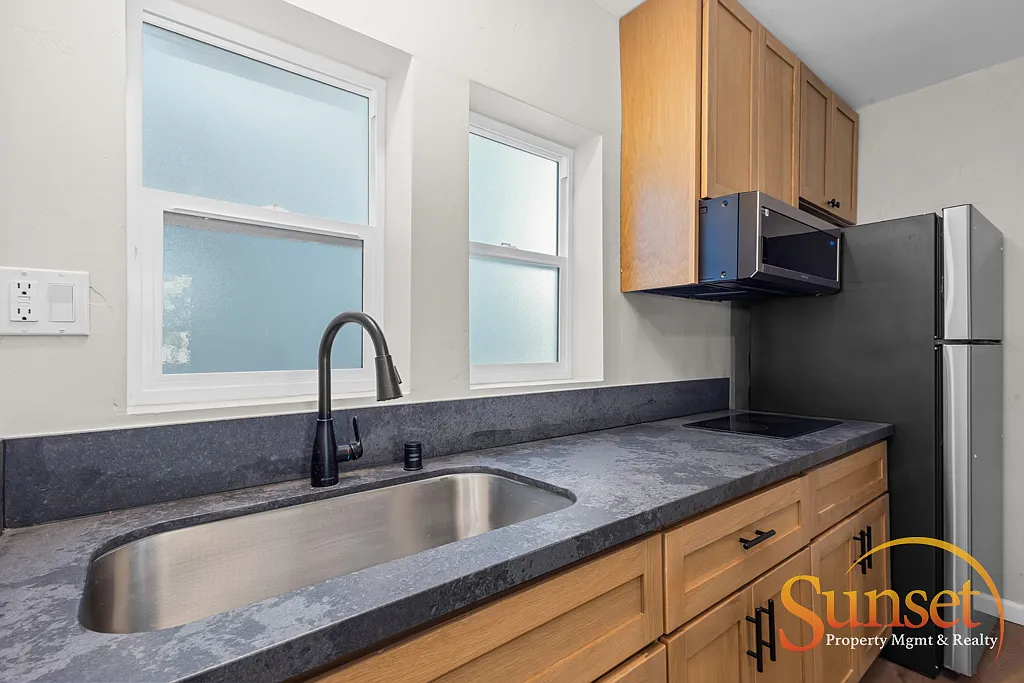 2 bed, 600 sqft, $2,095 — Photo 4