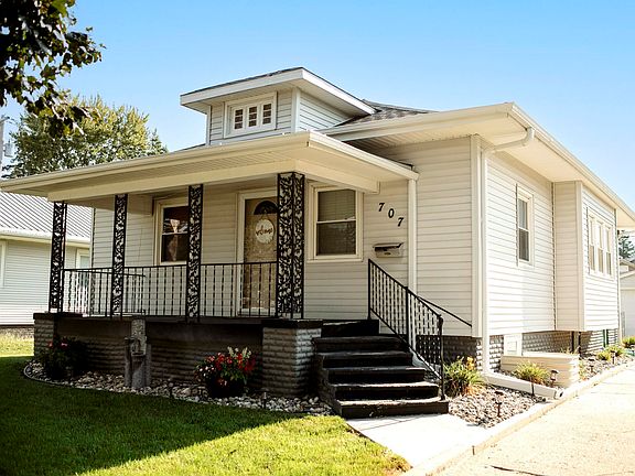 2nd image of 707 S 9th St