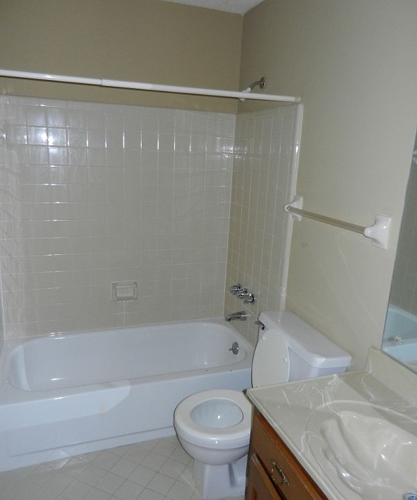 2nd image of 2978 Charlestowne Pl