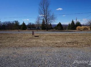 345 Heritage Ln, Berkeley Springs, WV 25411