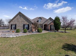 19592 E 73rd Pl N, Owasso, OK 74055