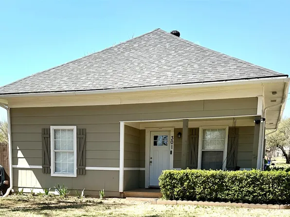 301 Broadway St, Whitesboro, TX 76273