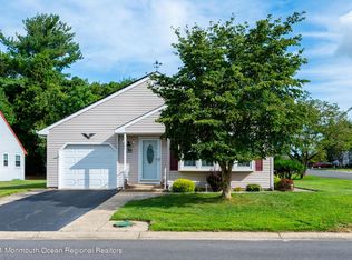 47 Auburn St #54B, Whiting, NJ 08759
