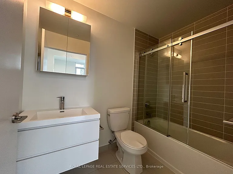 8119 Birchmount Rd #1402 — Photo 18