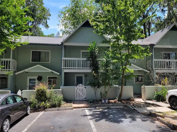 4411 SW 34th St APT 907, Gainesville, FL 32608