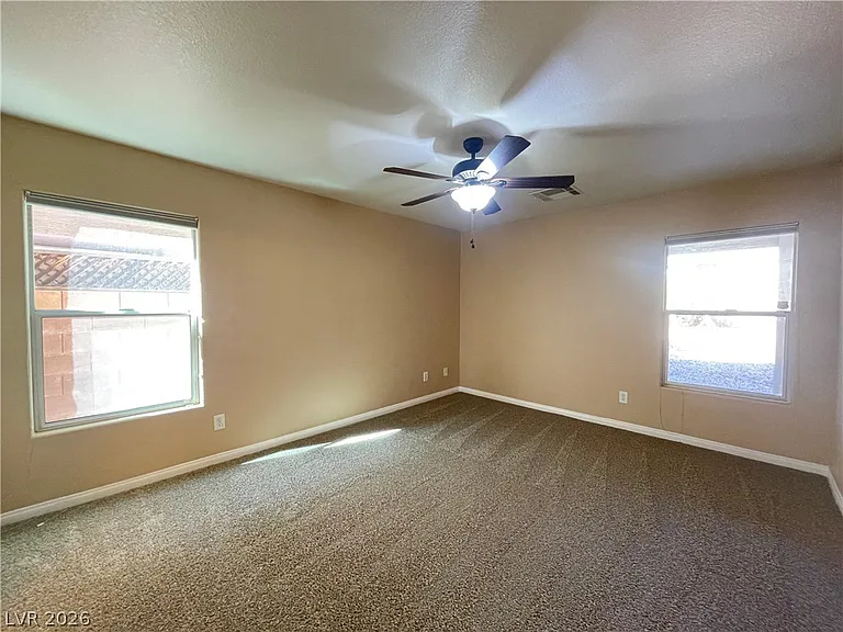 817 Purdy Lodge St — Photo 11