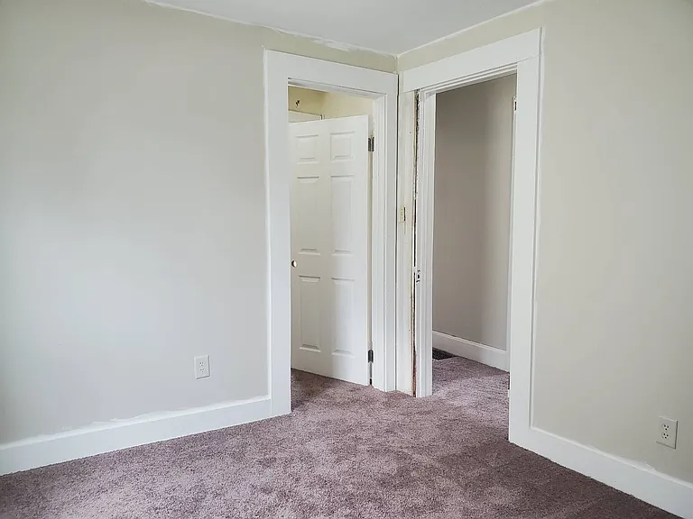 1435 Villa St — Photo 2