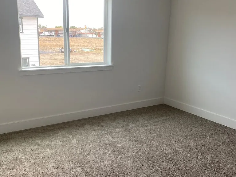 2805 W Marina Dr — Photo 6