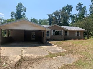 28 Elbert Mozingo Rd, Waynesboro, MS 39367