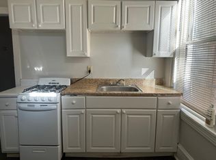 806 W 8th St APT A, Wilmington, DE 19801