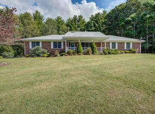 503 Hillside Rd, Mountain City, TN 37683