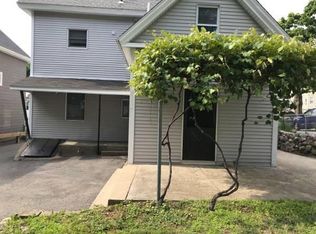 34 Richardson St #1, Wakefield, MA 01880